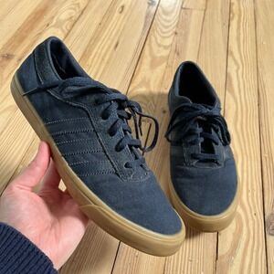 Adidas Seeley Mens 9 Navy Blue Canvas Gum Sole Skate Shoe Low Top casual sneaker